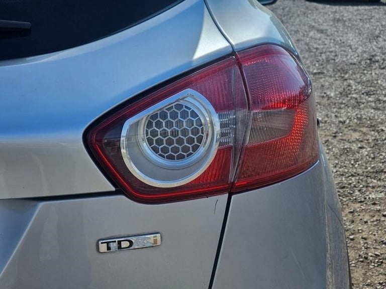 2010 Ford Kuga 2.0 TDCi Zetec 2WD Euro 4 5dr ESTATE Diesel Manual