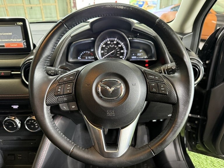 2015 Mazda Mazda2 1.5 Sport Nav 5dr HATCHBACK PETROL Manual
