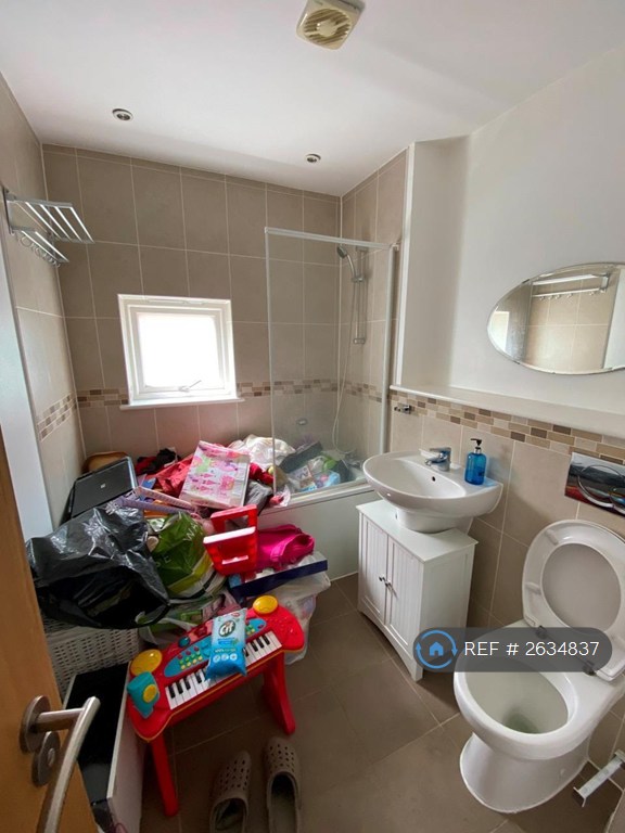 3 bedroom house in Nursery Grove, Gravesend, DA11 (3 bed) (#2634837)