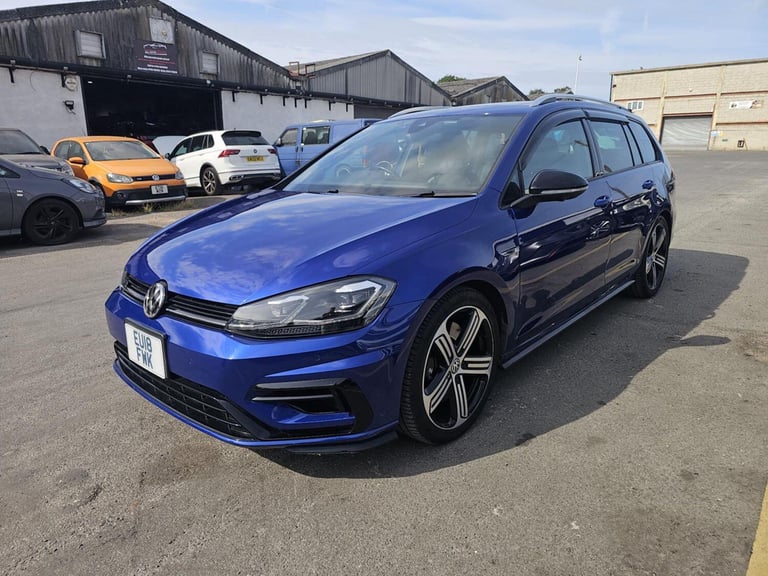 image for VOLKSWAGEN GOLF R Estate TSI 2018