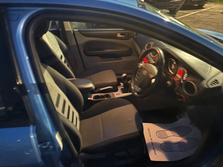 2010 Ford Focus 1.6 Zetec S 5dr - Long Mot -  HATCHBACK Petrol Manual