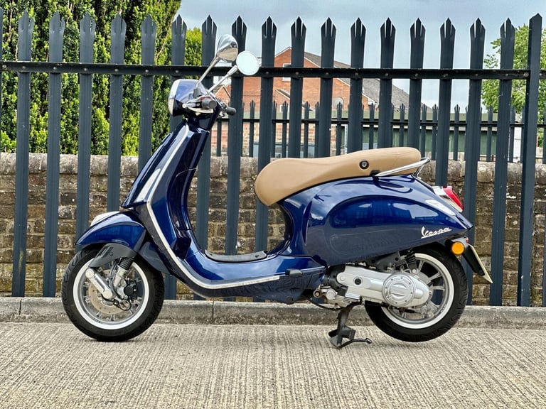 PIAGGIO VESPA Vespa Primavera 50 EU5 (20MY) + 1170 Miles + HPI CLEAR + 2022