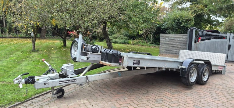 PLANT TRAILER CAR WESSEX MACHINE FARM TILT FLAT BED FREE IFOR WILLIAMS KEY RING
