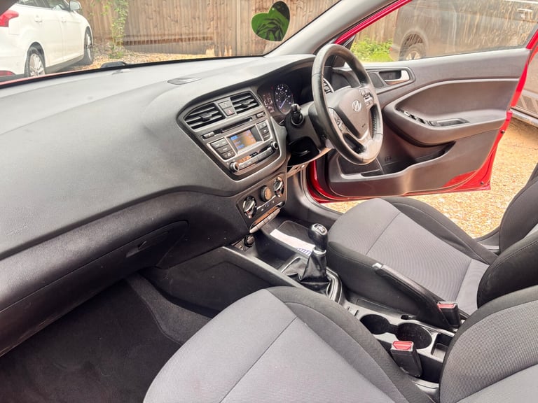 2017 Hyundai i20 1.2 SE 5dr HATCHBACK Petrol Manual