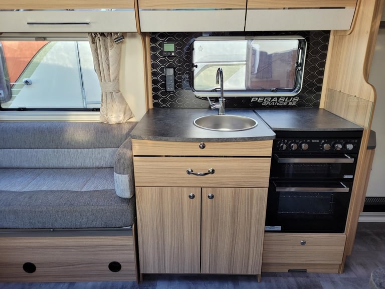 Bailey Pegasus Grande SE Brindisi 2023 Single Axle 4 Berth - 8FT Wide, Fixed Bed