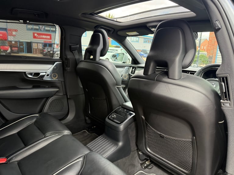 2018 Volvo S90 2.0 T8 Hybrid R DESIGN Pro 4dr AWD Geartronic SALOON Petrol Parallel Phev Automatic