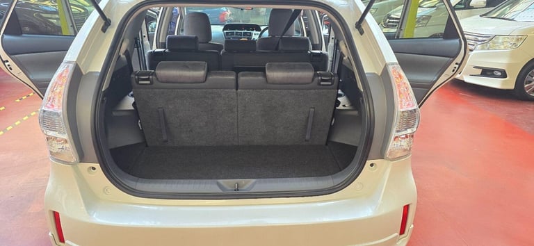 2011 Toyota Prius+ 7 SEATS +MODELESTA BODY KIT+AUTO ANDROID  Petrol/Electric Hybrid Automatic