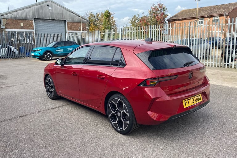  Vauxhall Astra 1.2 Turbo Ultimate Hatchback 5dr Petrol Auto Euro 6 s/s 130 Ps