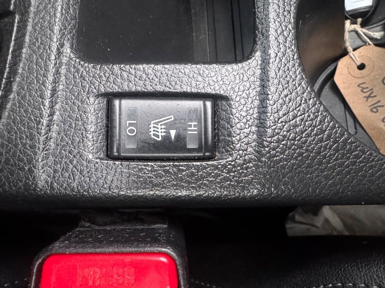 2016 Nissan Qashqai SUV (2013 - 2017) SUV Diesel Manual