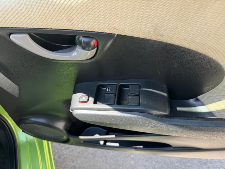 2025 Honda Fit JAZZ 1.3 HYBRID  Hatchback HYBRID ELECTRIC Automatic