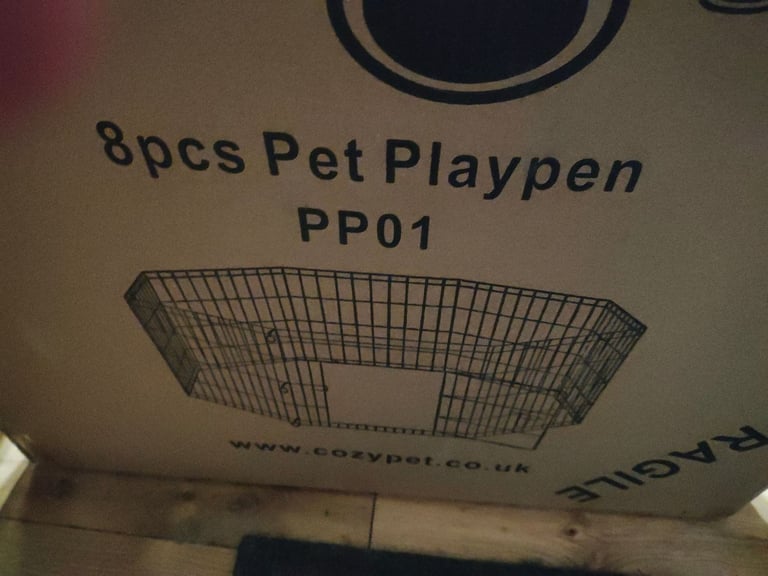 Brand new dog play pen 