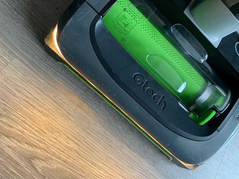 Gtech AirRAM 2 Cordless Vacuum + extra battery