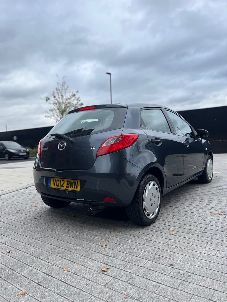 Mazda, 2, Hatchback, 2012, Manual, 1349 (cc), 5 doors