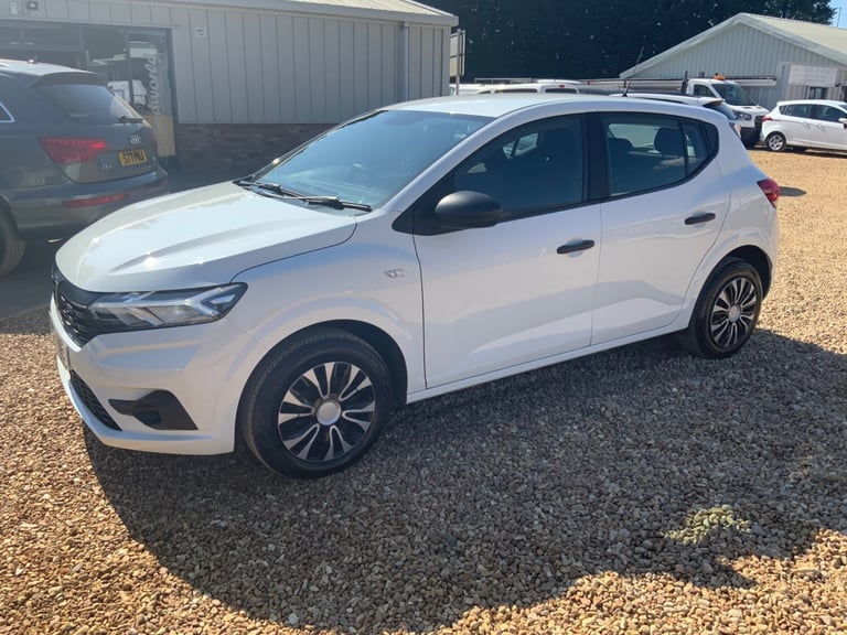 2021 Dacia Sandero 1.0 Tce Essential 5dr HATCHBACK Petrol Manual
