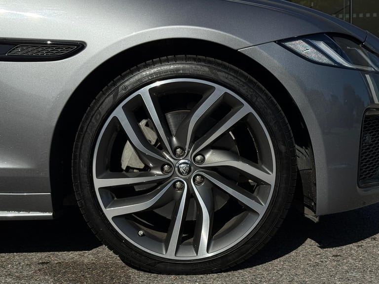 2023 Jaguar XF 2.0 P250i R-Dynamic HSE Black Saloon 4dr Petrol Auto Euro 6 (s/s) (250 ps) Petrol ...