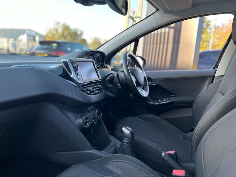 2017 Peugeot 208 1.2 PureTech Allure Premium Hatchback 5dr Petrol Manual Euro 6 (s/s) (82 ps Hatc...