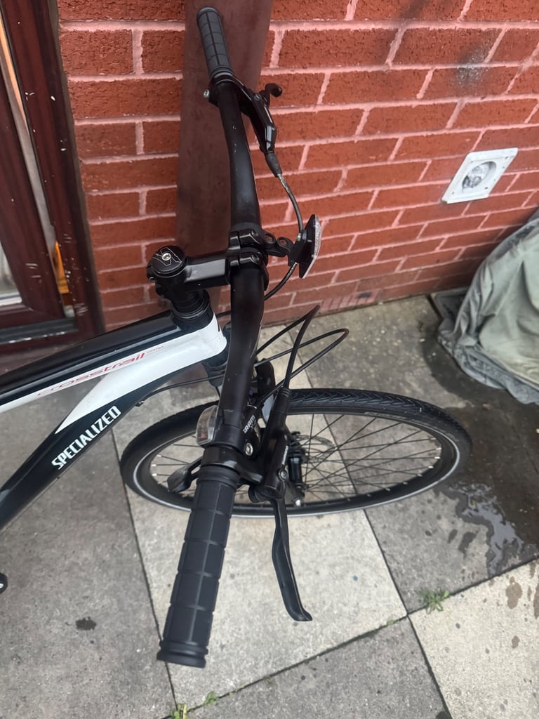 Specialized Ladies Hybrid Bike . Size M