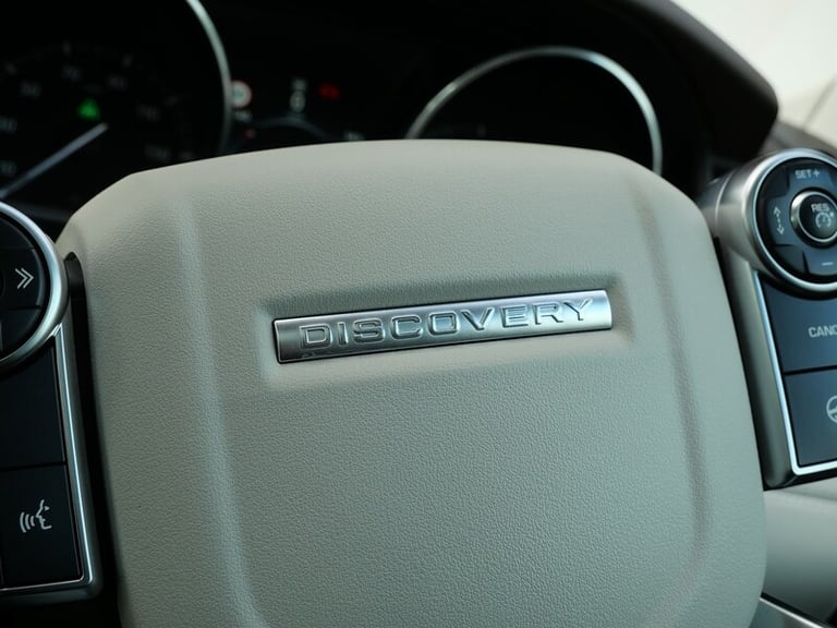 2017 Land Rover Discovery 3.0 TD6 HSE 5dr Auto ESTATE DIESEL Automatic