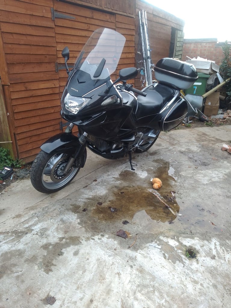 Honda, NT, 2006, 680 (cc)
