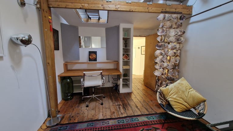 Office Studio Space with mezzanine £700 p/m work only - Available immediately 