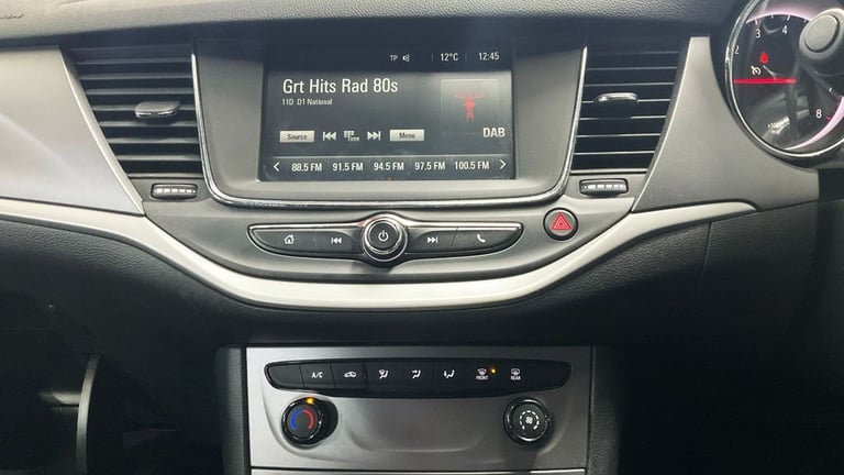 2017 Vauxhall Astra 1.4i Turbo Design Hatchback 5dr Petrol Auto Euro 6 (s/s) (150 ps) F/S/H!1 1 H...