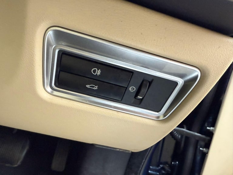 2013 Jaguar XF 2.2d Luxury Auto Euro 5 (s/s) 4dr SALOON Diesel Automatic