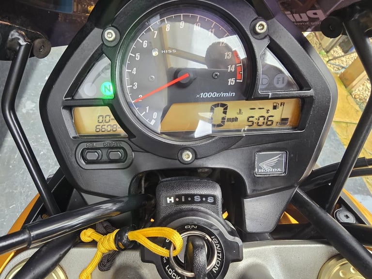 HONDA CB600 F-8 HORNET LOW MILEAGE HPI CLEAR