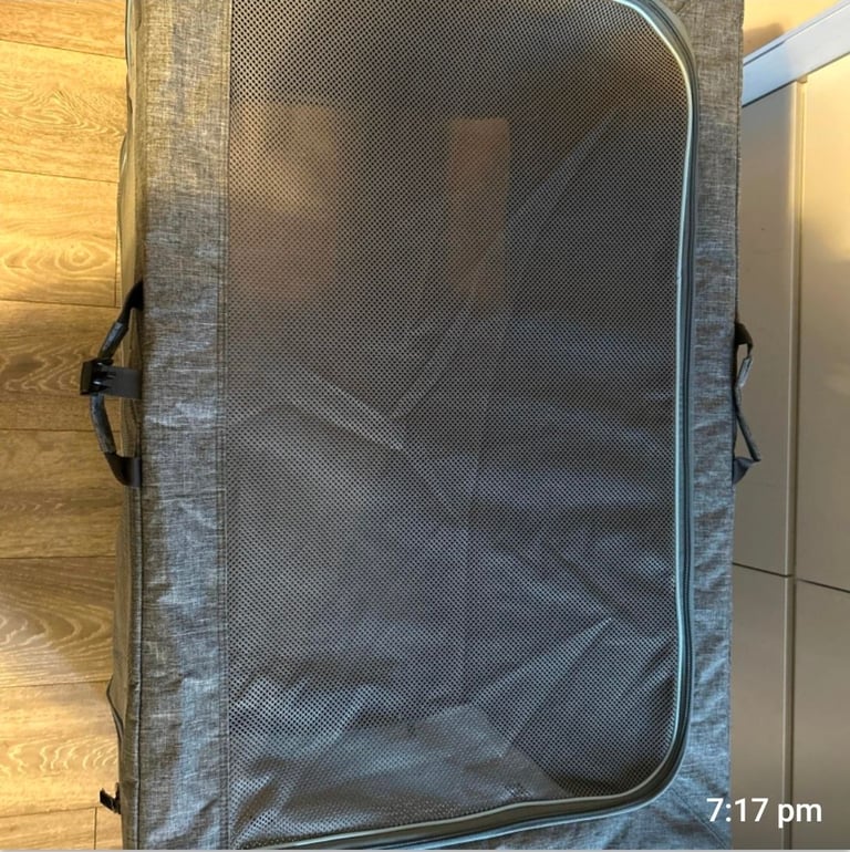 image for LARGE DOG SOFT CRATE