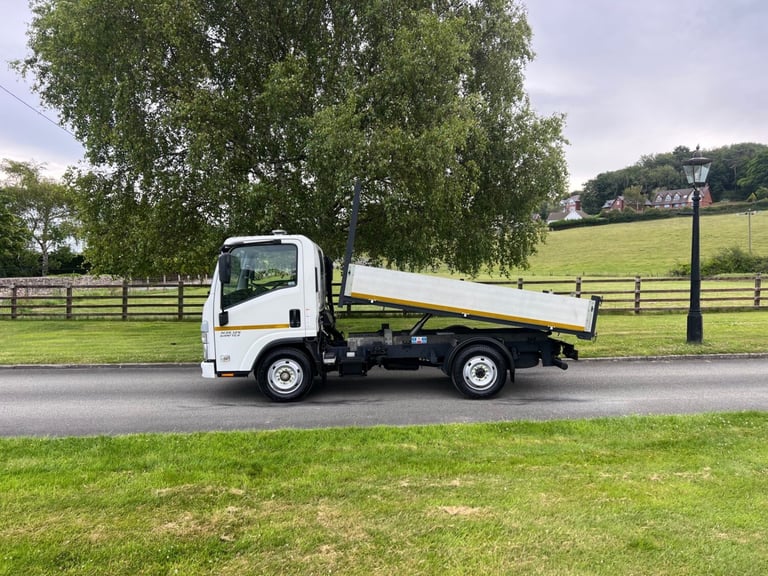 ISUZU TRUCKS GRAFTER N35.125S 1.9 125PS SINGLE CAB TIPPER 23 REG 17,300 MILES