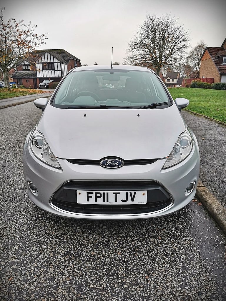 2011 FORD FIESTA ZETEC...ULEZ...1.2 PETROL...90 BHP...3 OWNERS...FSH...FULL MOT(NO ADVISORY)