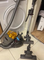 Dyson D19 vacuum cleaner in good condition
