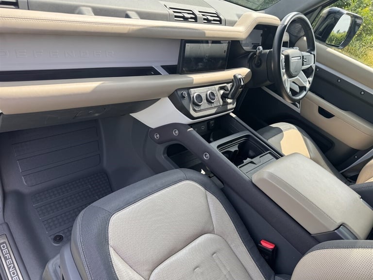 2021 Land Rover Defender 110 X-DYNAMIC HSE D300 7 SEATS WITH HAWKE CONVERSION SUV Diesel Automatic