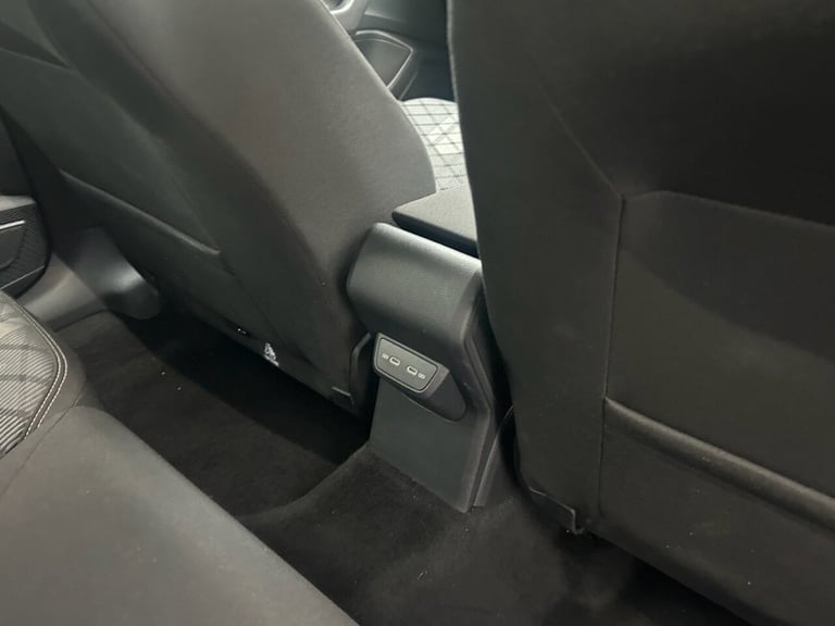 2023 Volkswagen Taigo 1.0 TSI R-Line SUV 5dr Petrol Manual Euro 6 (s/s) (110 ps) HATCHBACK Petrol...