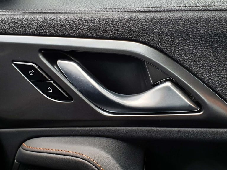 2024 MG MG HS 1.5 T-GDI Trophy 5dr Hatchback Petrol Manual