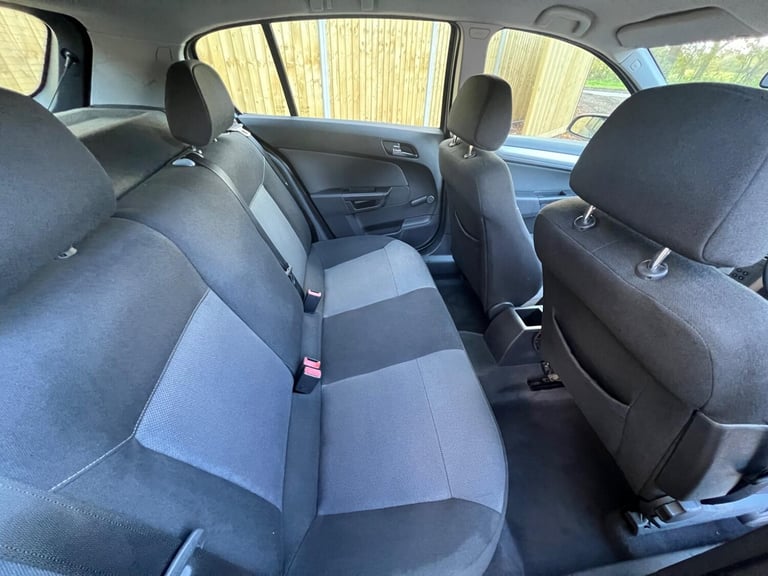 2006 Vauxhall Astra 1.6i 16v Club 5dr HATCHBACK Petrol Manual