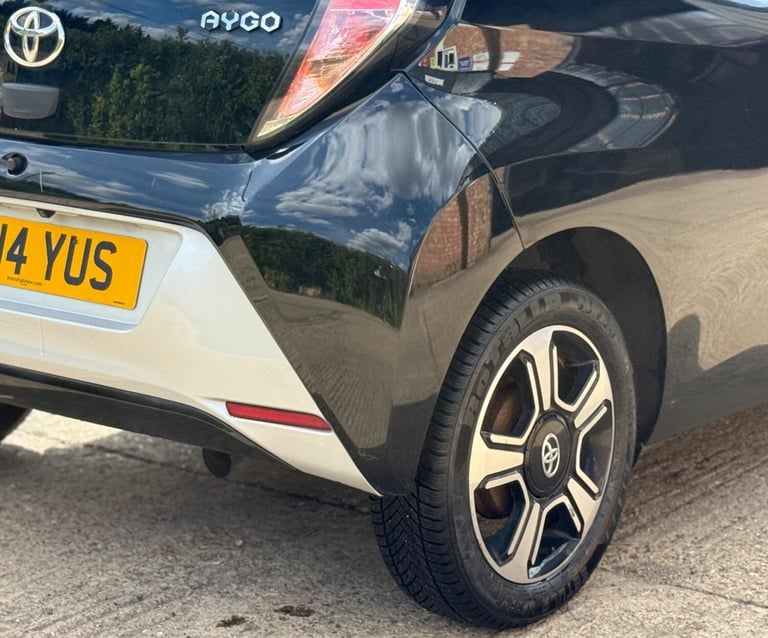 2014 Toyota Aygo 1.0 VVT-i x-clusiv Euro 5 3dr Euro 5 Petrol