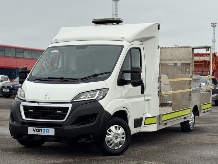 2021 Peugeot Boxer BLUEHDI 335 LOW LOADER / DROPSIDE / DROP &amp; GO / SPECIALIST VEHICLE - DIESE...
