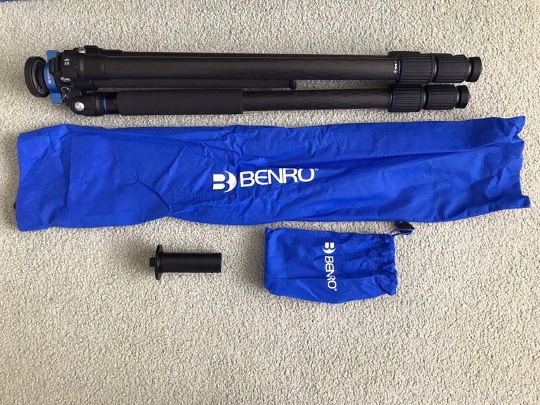 Camera tripod