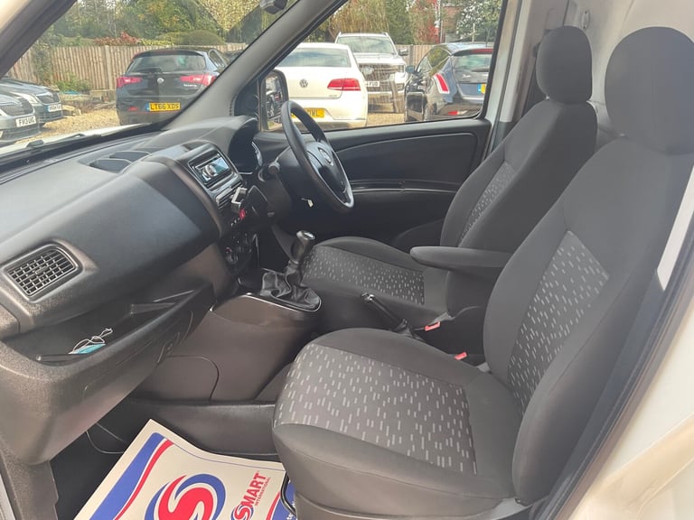 2016 Vauxhall Combo 2000 1.3 CDTI 16V H1 Sportive Van PANEL VAN Diesel Manual