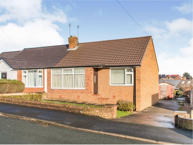 2 Bed Semi Detached Bungalow with planning permission for further 2 bedrooms