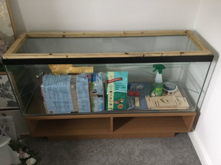image for Small animal glass tank 