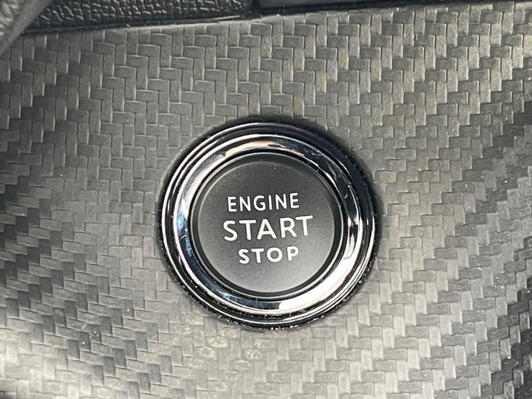  Peugeot 2008 SUV 1.2 Puretech Allure Premium  Plus Suv 5dr Petrol Eat Euro 6