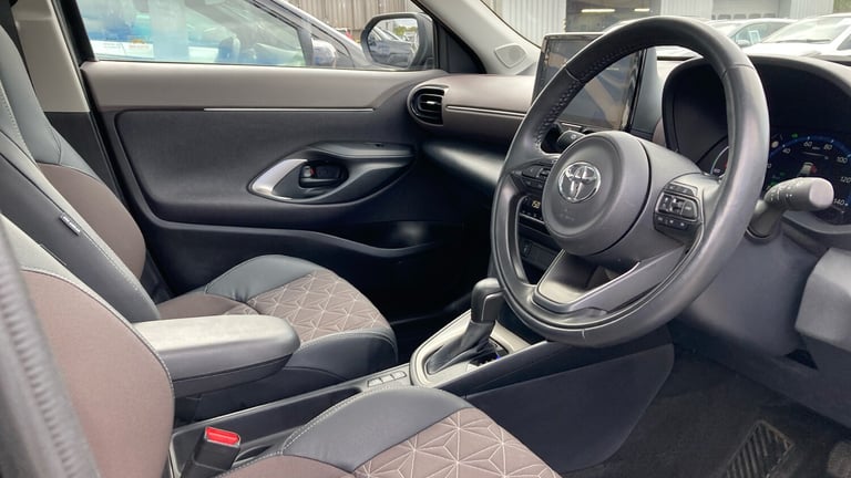 2023 Toyota Yaris Cross 1.5 Hybrid Excel 5dr CVT Hybrid Estate Estate Hybrid Automatic