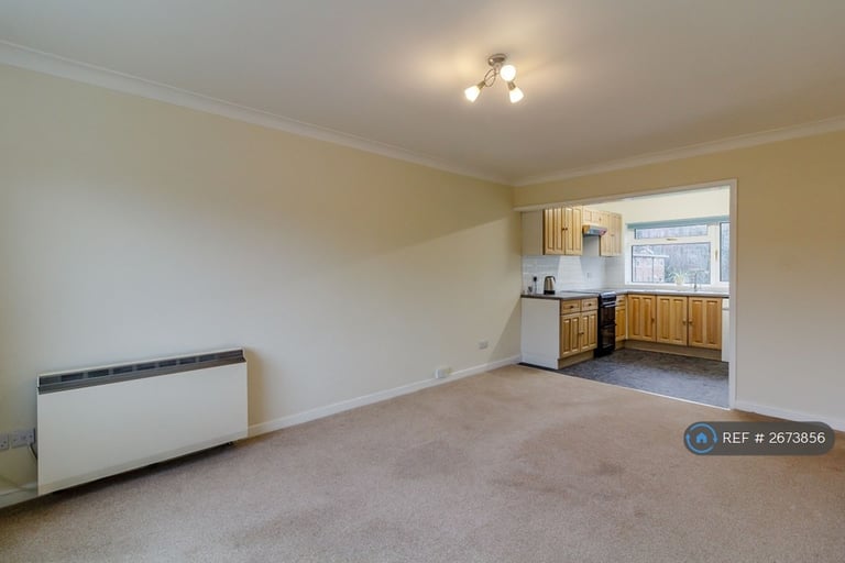 2 bedroom flat in Fawdry Close, Sutton Coldfield, B73 (2 bed) (#2673856)