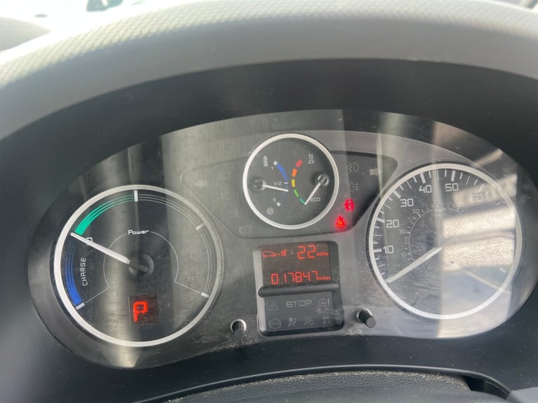 2019 Peugeot Partner 636 SE 67 Van Auto PANEL VAN Electric Automatic