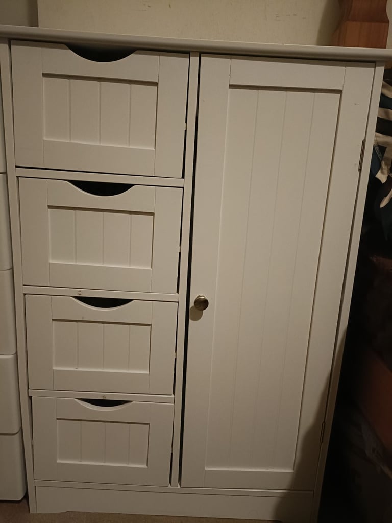 image for Brand new - storage cabinet 