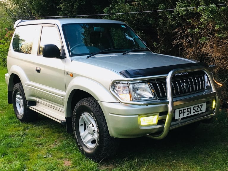 LOOKING TO BUY ANY Toyota Landcruiser Amazon / Colorado / Prado / Hilux 