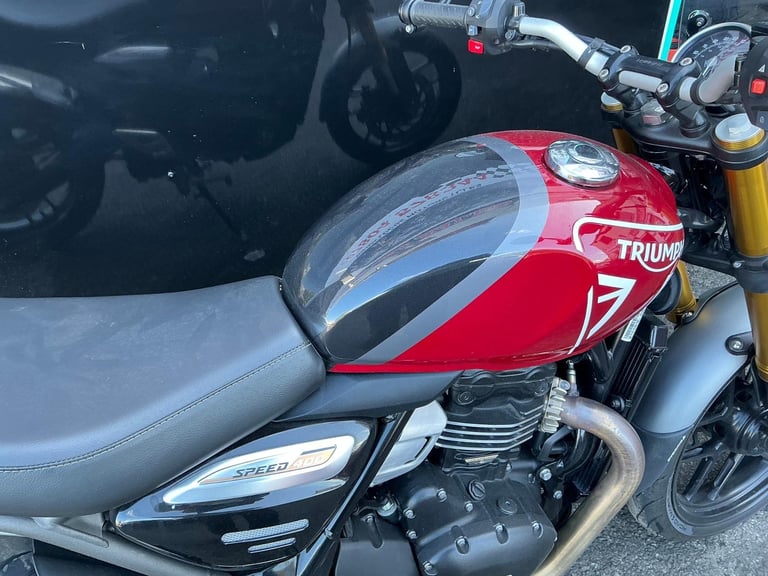 Triumph SPEED 400 free delivery 