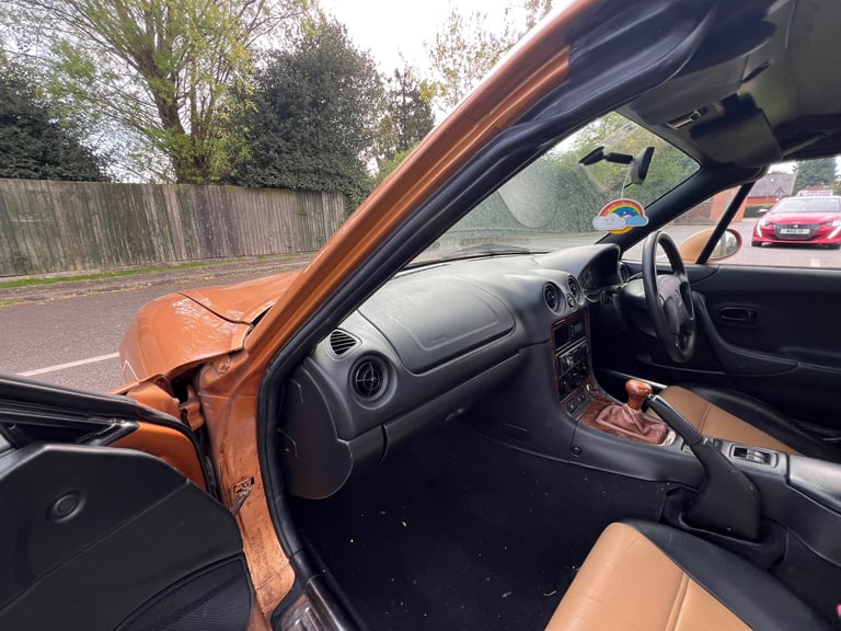 Mazda, MX-5, Convertible, 1998, Manual, 1839 (cc), 2 doors