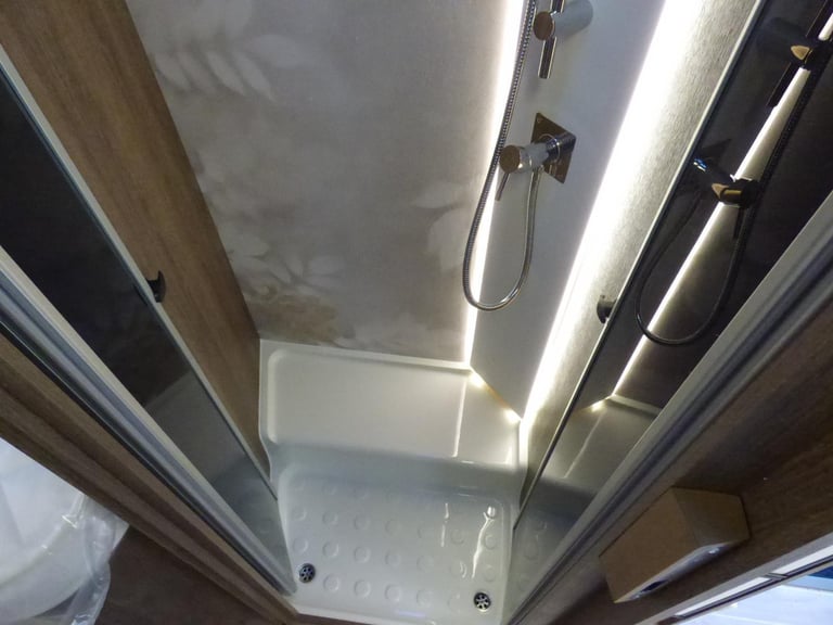 Roller Team T-Line 750 Motorhome DIESEL AUTOMATIC 2025